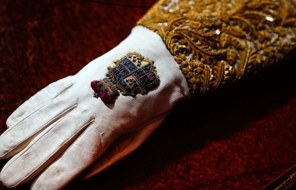 coronation gauntlet